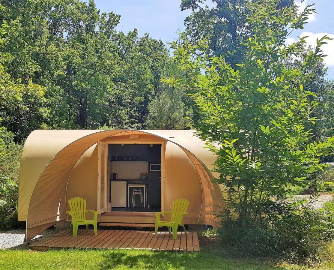 Camping Bois De St Hilaire Chalandray Exterior photo